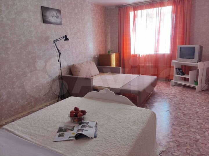 2-к. квартира, 55 м², 3/15 эт.