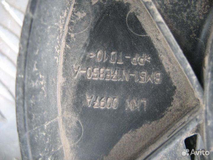 Направляющая заднего бампера Ford Focus 3 2012г