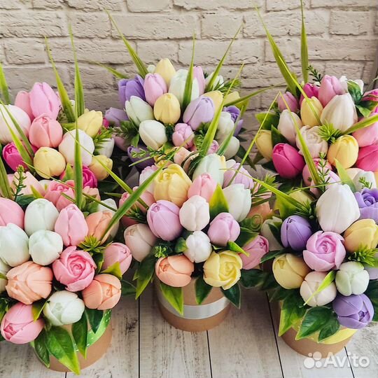 Сувенирные тюльпаны из мыла