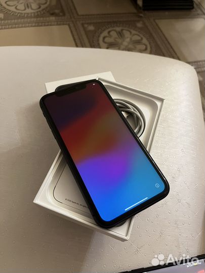 iPhone 11, 64 ГБ