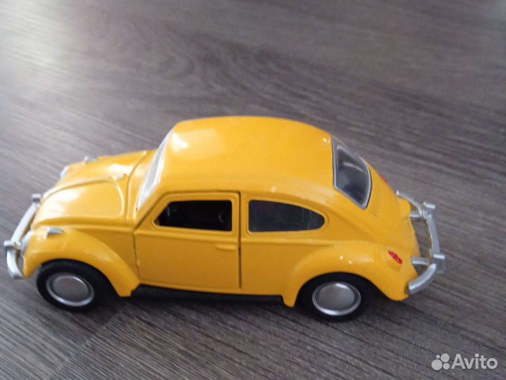 Коллекционная моделька машины