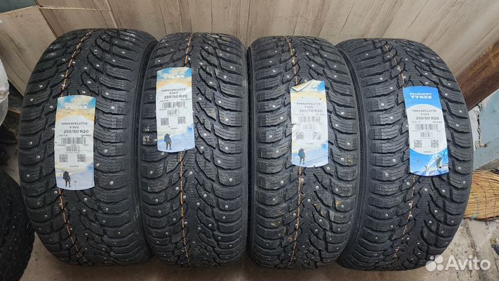 Nokian Tyres Hakkapeliitta 9 SUV 255/50 R20