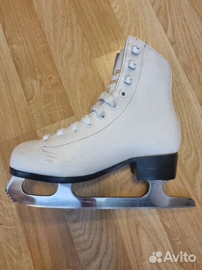 Коньки фигурные graf montana gold р33