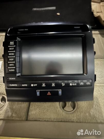 Головное устройство (гу) toyota LC200