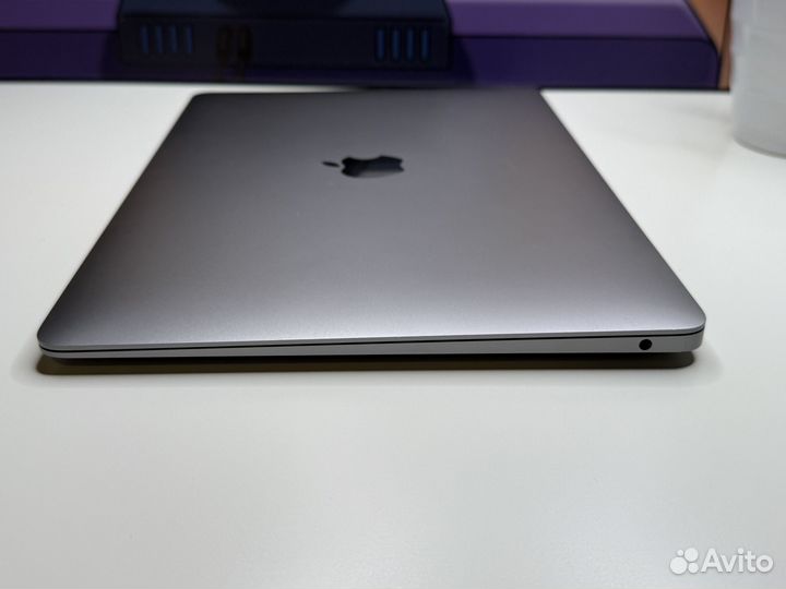 Macbook Air 13 2018 i5 - 165 циклов