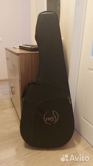 Кейс для гитары дредноут Tric