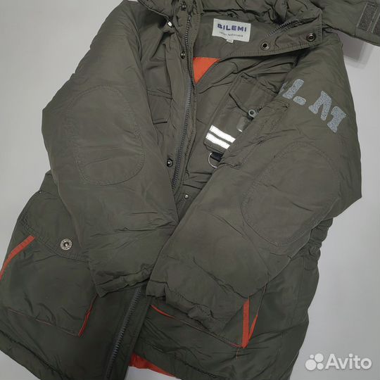 Зимняя куртка на мальчика 140-146