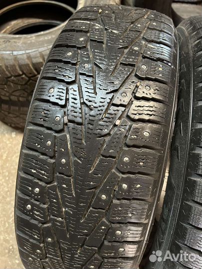 Nokian Tyres Hakkapeliitta 7 215/70 R16