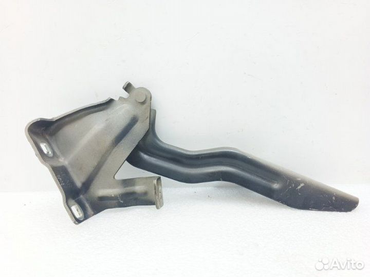 Петля капота передняя правая Nissan Qashqai J11