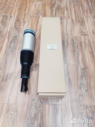 Передняя левая стойка Range Rover L405 с CVD