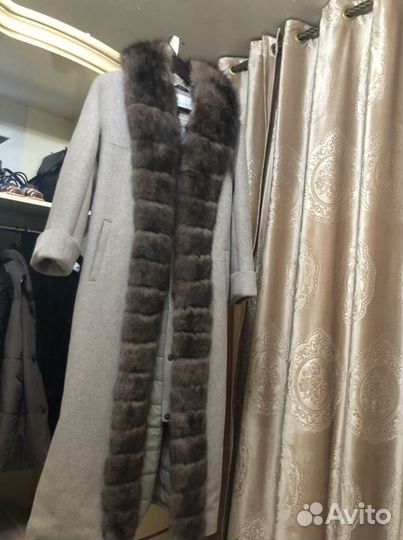 Пальто с мехом