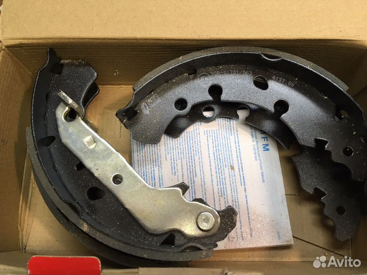 Задние тормозные колодки Ford Fiesta