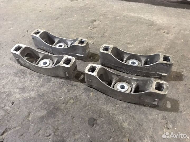 Кронштейн Порше 94811051501