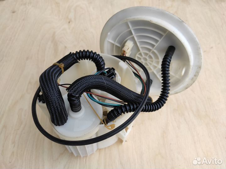 Насос топливный Z20LEH на Opel Astra H OPC VXR