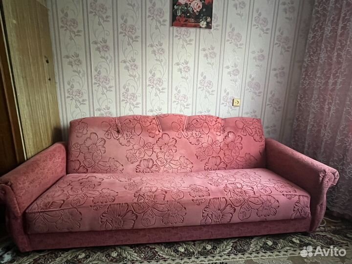 Продам диван б/у