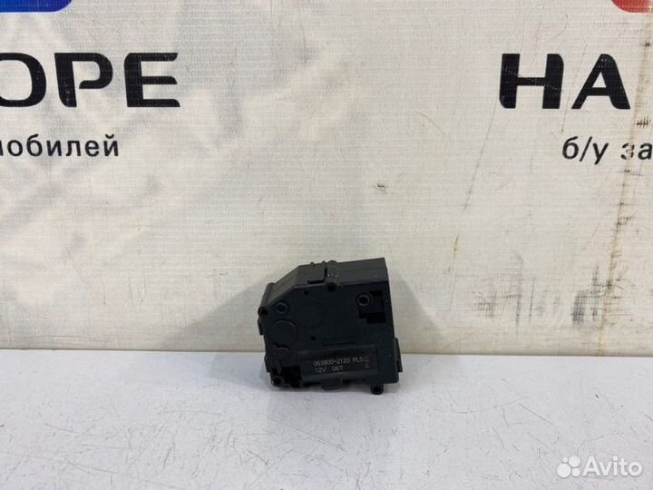 Сервопривод заслонки отопителя Lexus Lx450D 3 2017