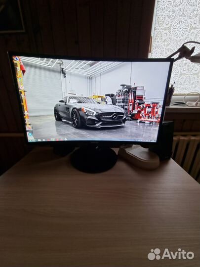 Монитор Samsung 27 изогнутый