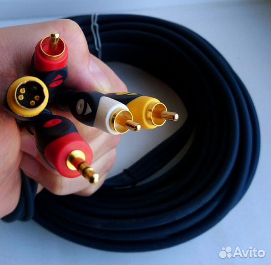 Кабели аудио/видео, Переходник