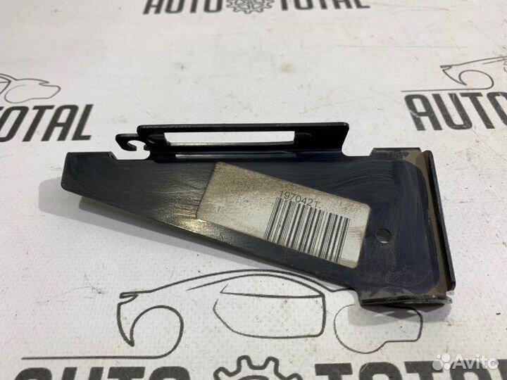 Кронштейн Bmw 745 E65 N62B44 2004