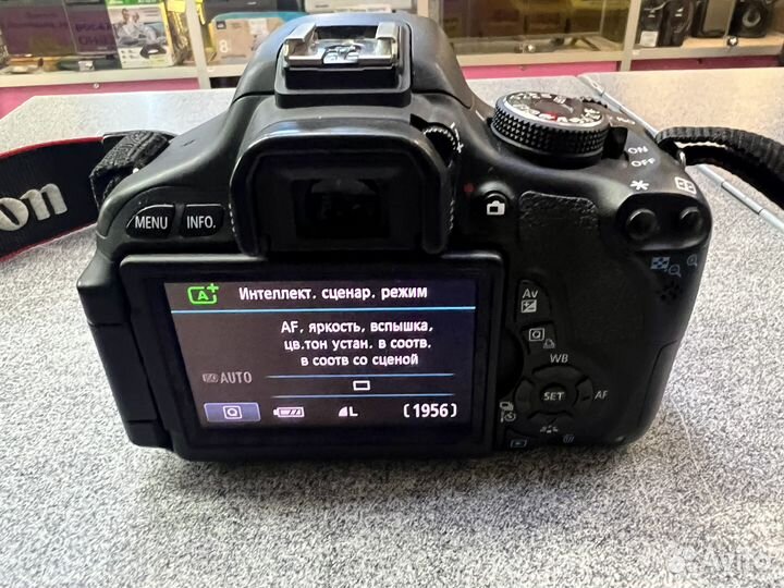 Canon 600d 18-135 как новый, полный комплект