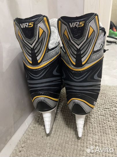 Коньки хоккейные 44 размер