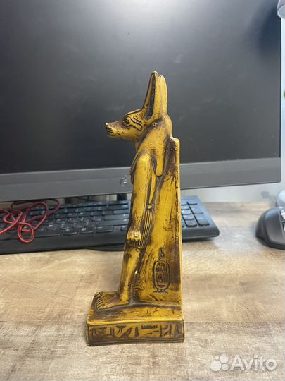 Египетская статуэтка