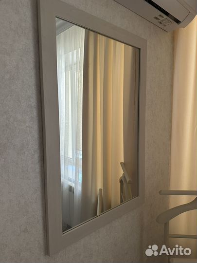 Тумба прикроватная с зеркалом