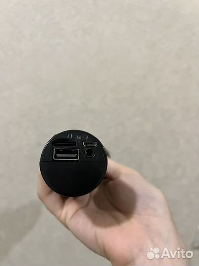 Микрофон с динамиком/колонкой