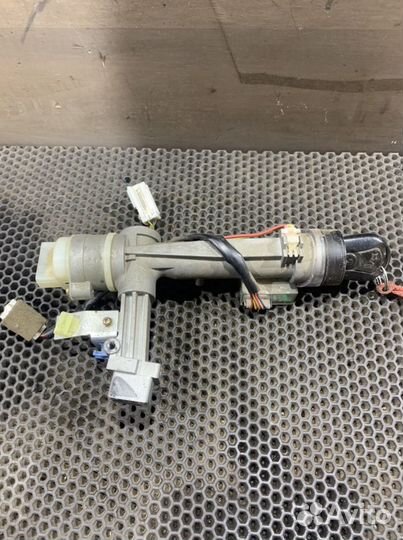 Замок зажигания Кайрон SsangYong Kyron