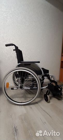 Инвалидная коляска новая комнатная