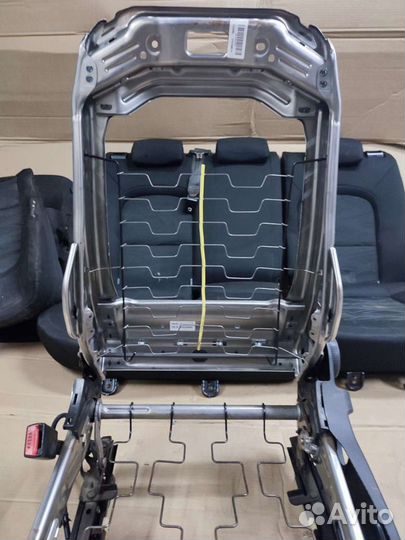 Сиденья и мелочи кним на Киа ceed 2 JD