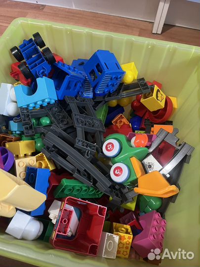 Коробка с конструктором