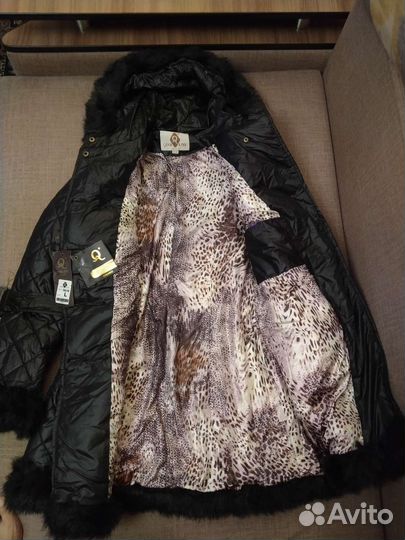 Пальто женское 42 44 зимнее новое