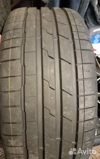 Летние колеса 235/35/19 VW Golf Jetta Passat