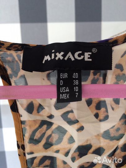 Платье новое коктейльное с ремешком