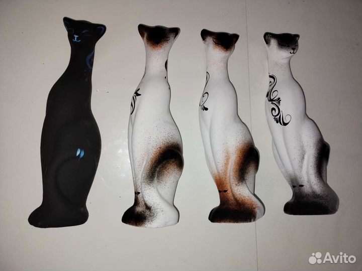 Статуэтка кошка