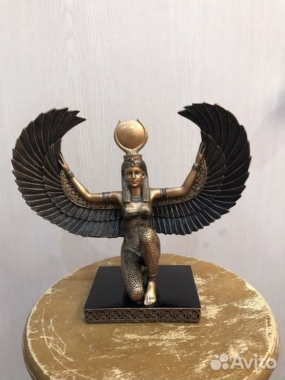 Богиня Исида, статуэтка