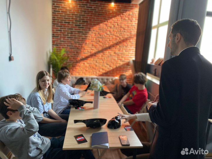 Ведущий мафии