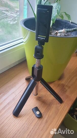 Монопод трипод с Bluetooth пультом Black