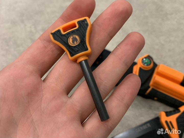 Туристический нож Bear Grylls