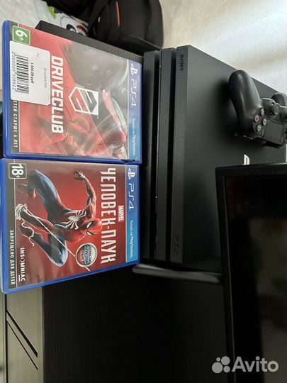 Sony playstation 4 pro 1tb