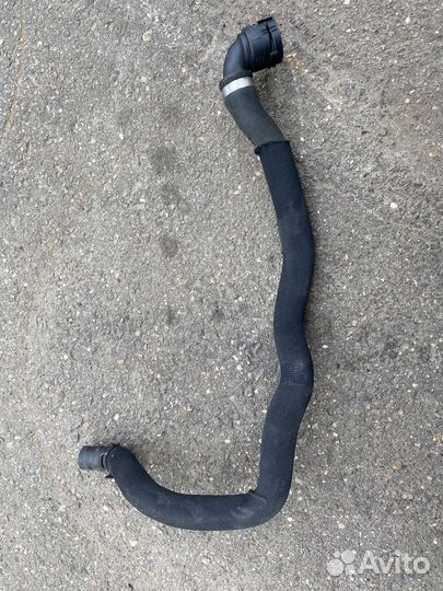 Патрубок охлаждения (радиатора) 4F0121109F Audi A6