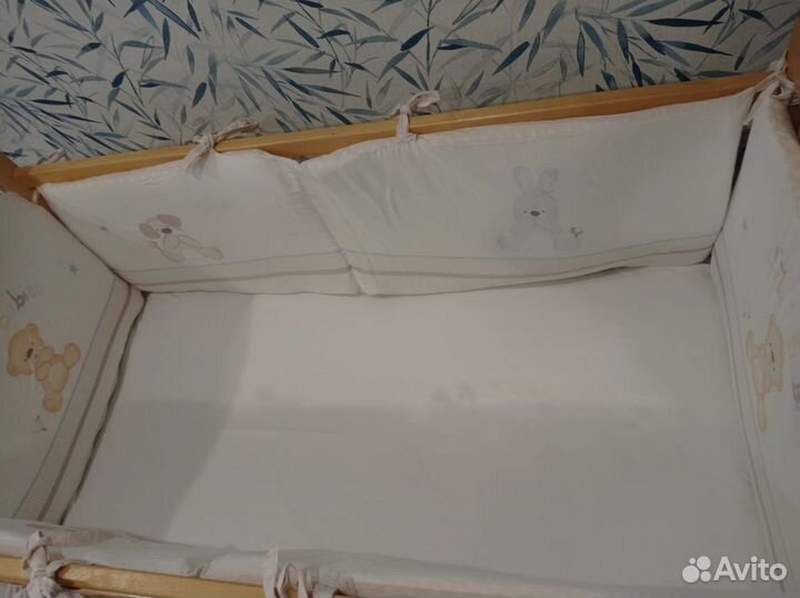 Бортики и балдахин с держателем в кроватку