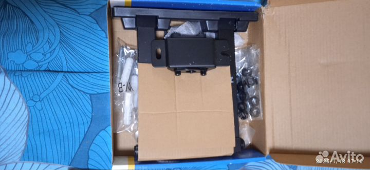 Кронштейн для тв наклонно поворотный