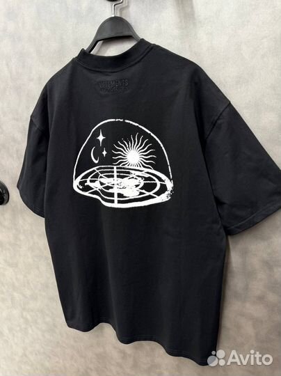 Футболка Vetements moon оверсайз (топ 2025)