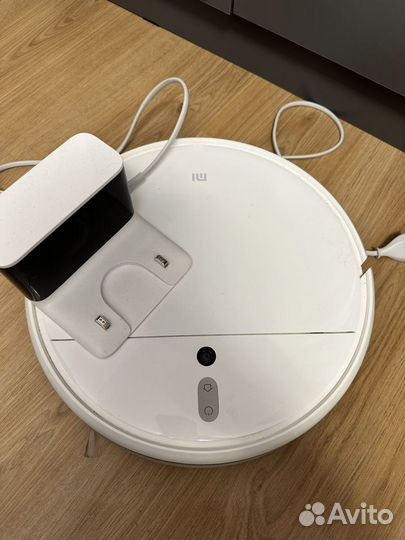 Xiaomi Робот-пылесос Mi Robot Vacuum Mop RU