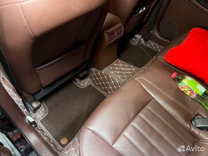 Коврик автомобильный
