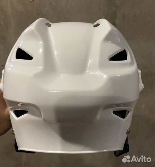 Шлем хоккейный