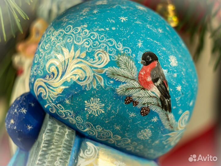 Дед мороз под елку