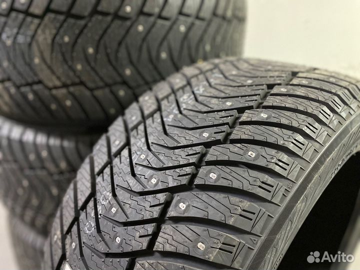 Yokohama Ice Guard IG65 295/40 R21 111T